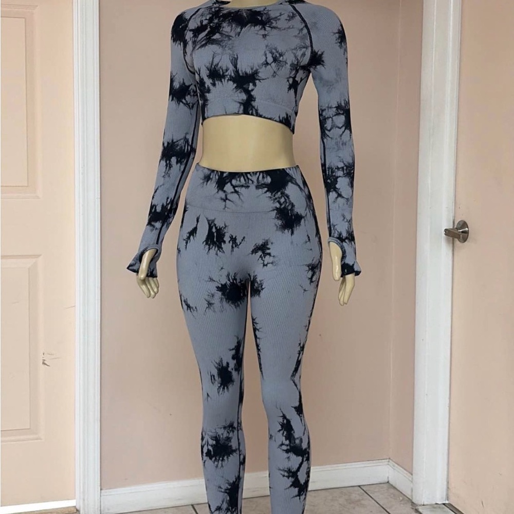 Tie-Dye Long Sleeve Crop Top and pant  Set